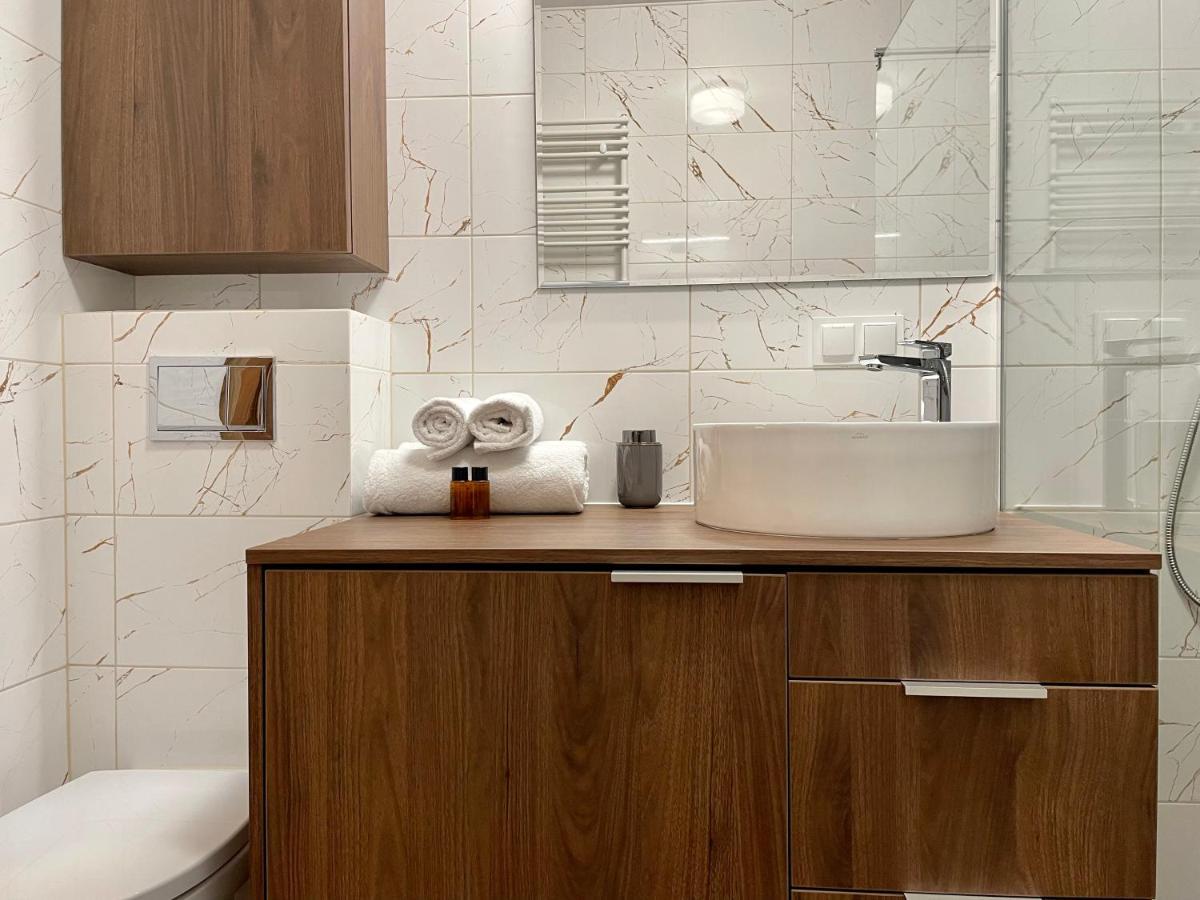 Momoapart - Downtown Tram Depot Apartment Breslau