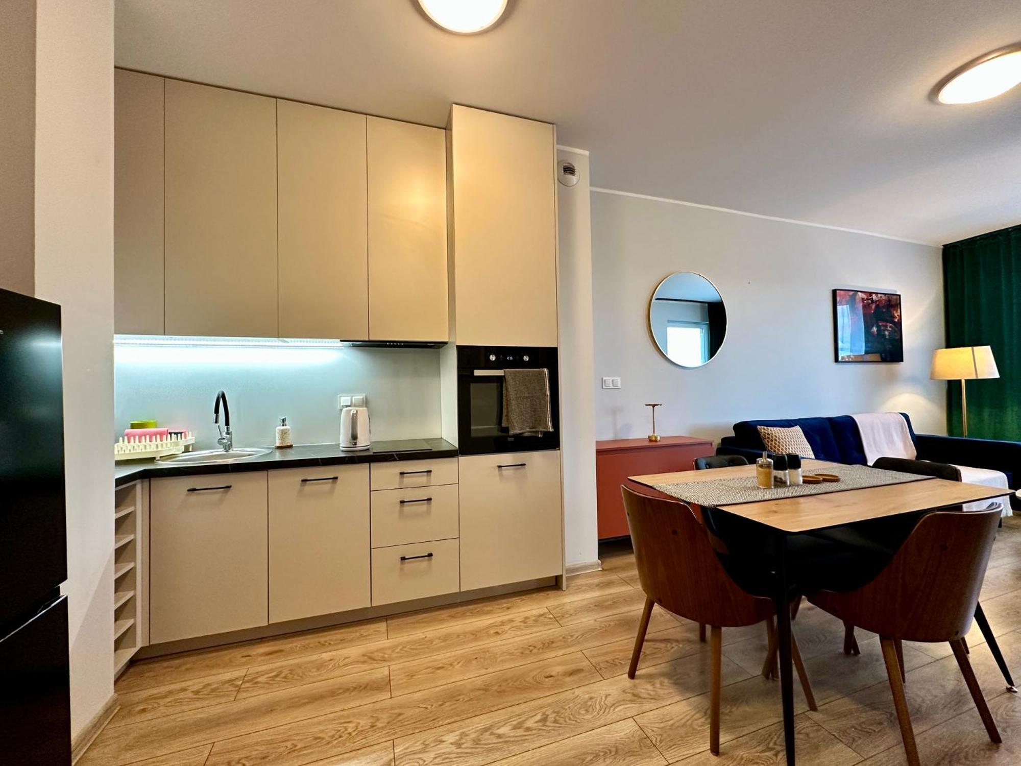 Apartment Momoapart - Downtown Tram Depot *