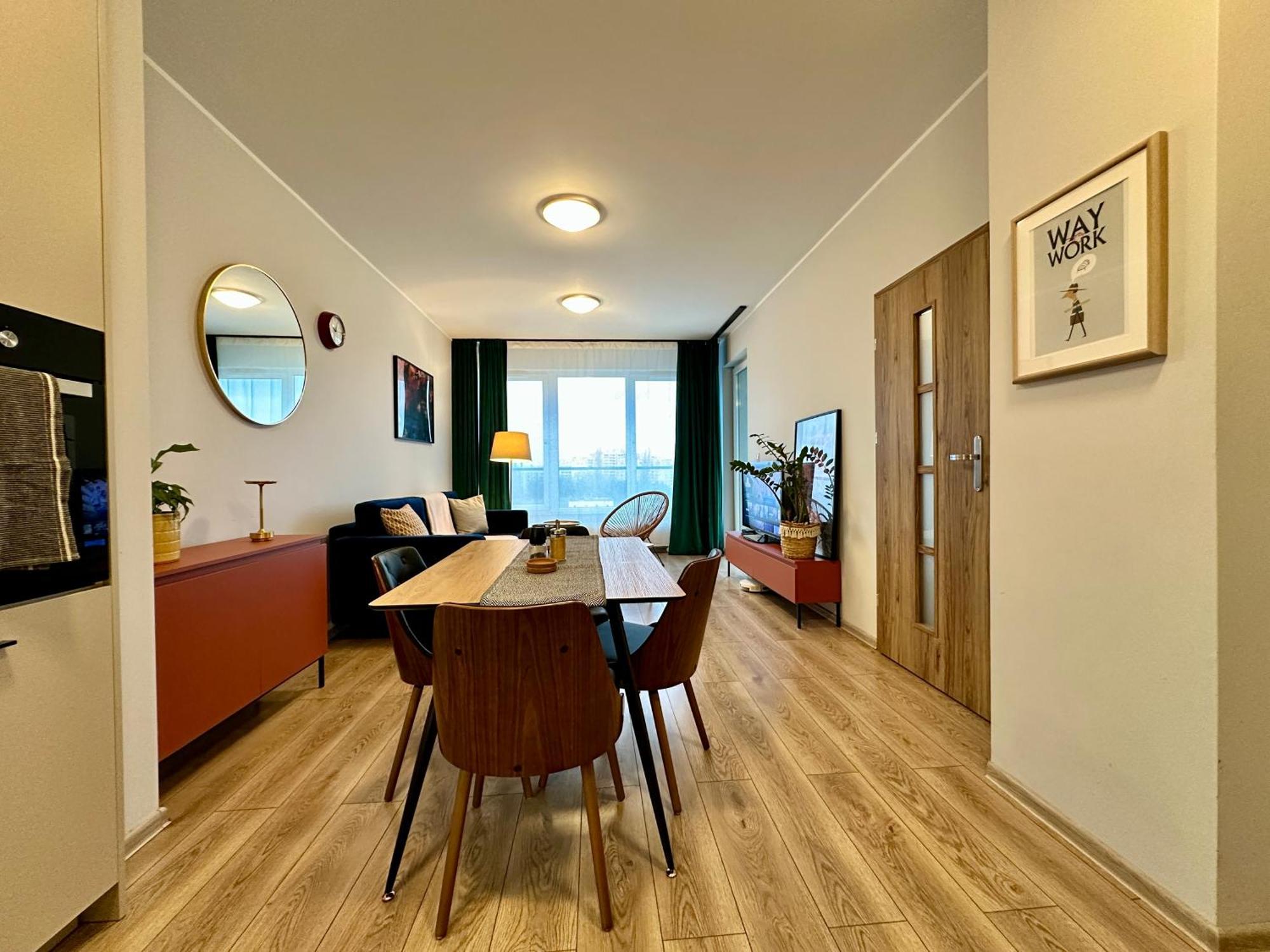 Momoapart - Downtown Tram Depot Apartment Breslau