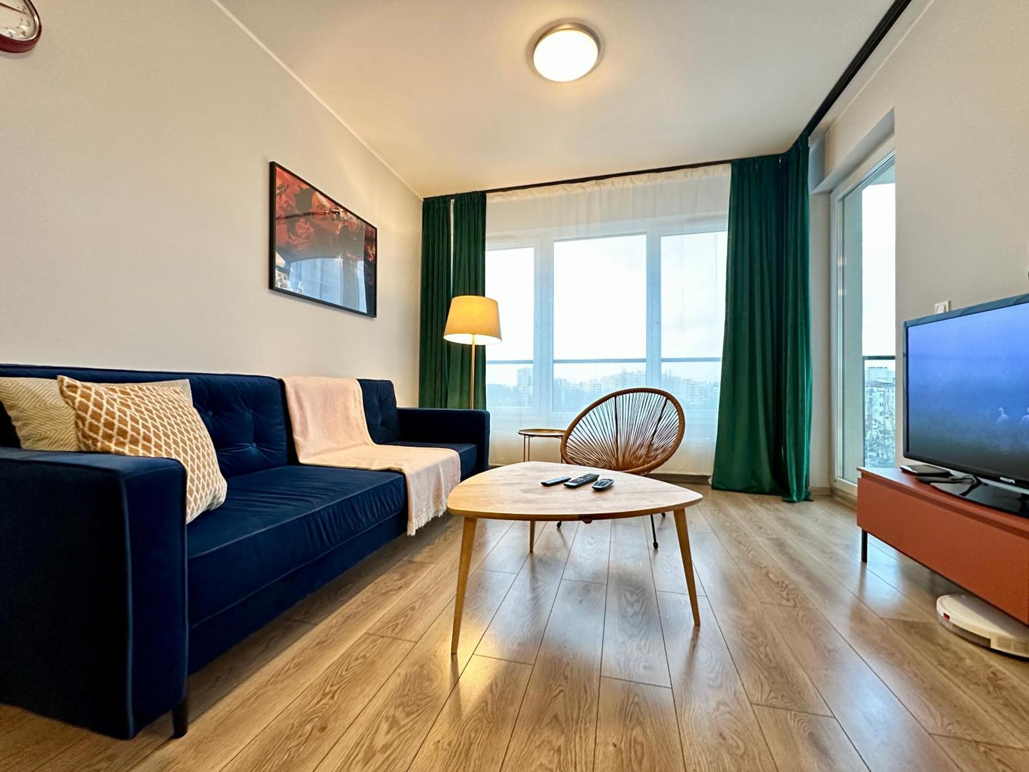 Momoapart - Downtown Tram Depot Apartment