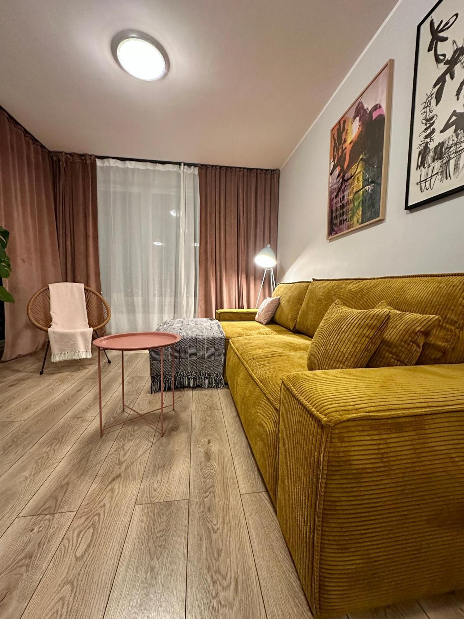 Momoapart - Downtown Tram Depot Apartment *
