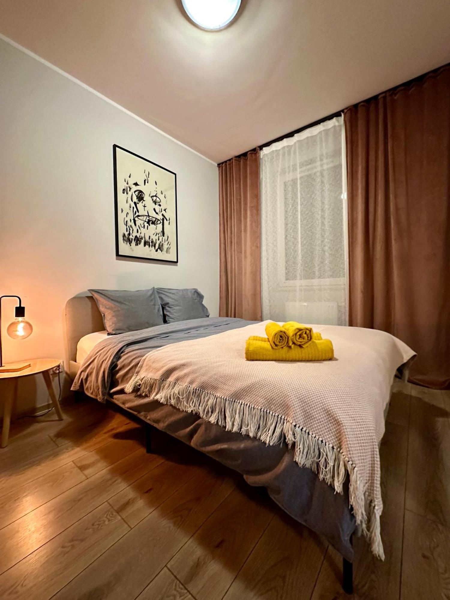 Momoapart - Downtown Tram Depot Apartment *